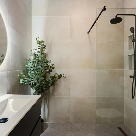 Stylish Next To The Amstel River - Unit A *