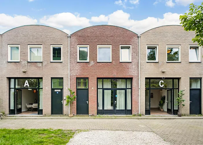Stylish Next To The Amstel River - Unit A * Amsterdam